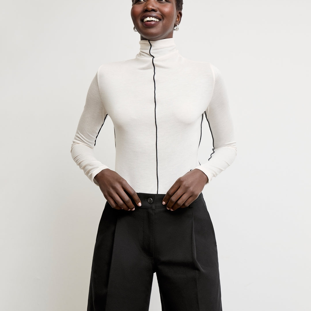 MM Lafleur Cream Top with Black Accents